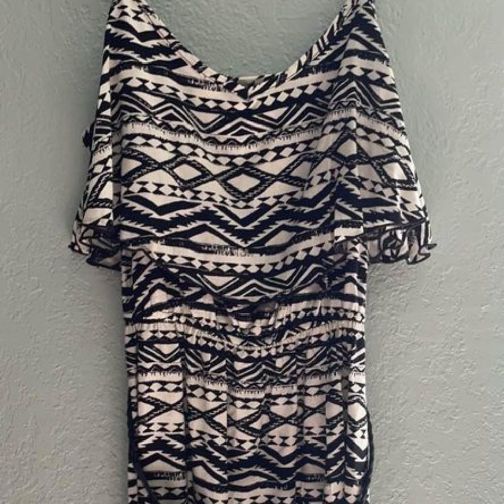 Black and white patterned dress with belt, size L